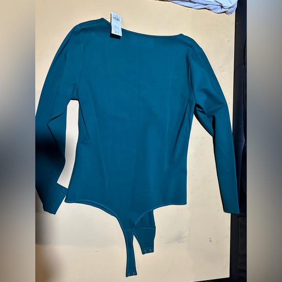 Abercrombie and Fitch body suit - Picture 2 of 4